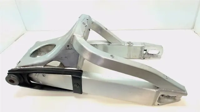 ACHTER BRUG Yamaha YZF R6 1998 - 2002