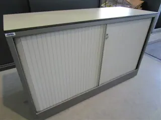 Roldeurkast H75xB120xD45cm. 1x