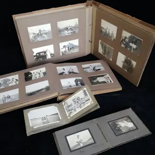 Unknonw - 4 Photographic albumsFamily collection of B&amp;W