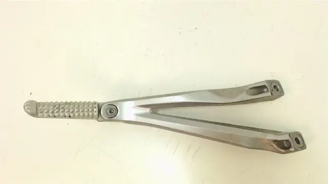 DUO VOETSTEUN RECHTS Yamaha YZF R1 2004 - 2006