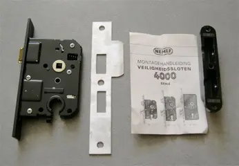 Veiligheids Inbraakwerend insteek slot 4119 (55 mm)