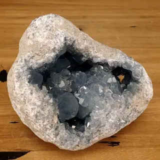 Mooie natuurlijke celestiet Geode - 190×155×122 mm -
