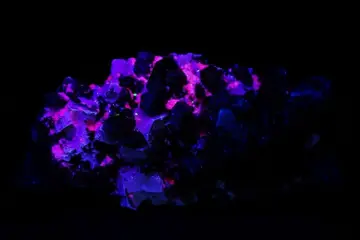 ROOKKWARTS ongebruikelijk met FELDPAR-kristallen en MICA -