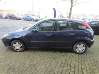 Ford focus 1.8 tdci 2002 5drs hatchback Plaatwerk