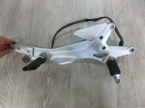 RECHTER SCHETSPLAAT Honda CBF 500 2004 - 2008