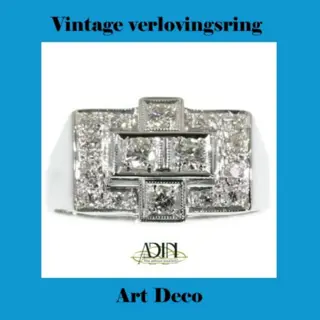 Art Deco verlovingsring met diamanten.