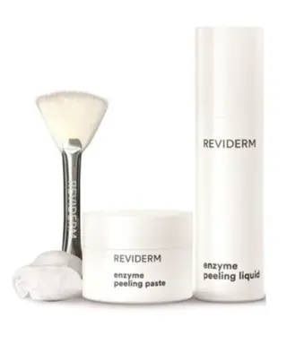 Weg met pukkeltjes, vette huid, onzuiverheden