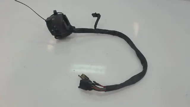 STUURSCHAKELAAR LINKS Kawasaki GTR 1000 1986 - 2003