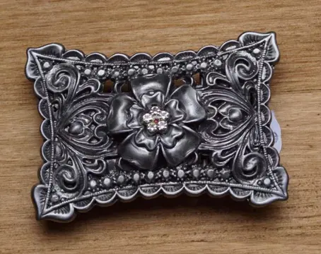 Sier buckle " Bloem met witte steen "