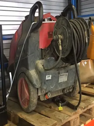 * Portotecnica hogedrukreiniger, type 138 M