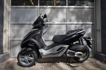 Piaggio MP3 Youban LT 300cc Zwart GV-893-D
