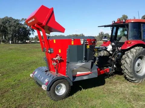 Kramer MINOS compacte voer mengwagen