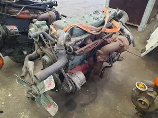 Mercedes-Benz OM352A