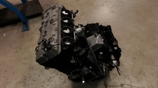 MOTORBLOK Suzuki GSR 600 2006 - 2009