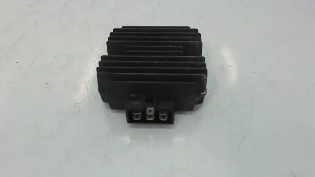 SPANNINGSREGELAAR Kawasaki VN 1500 1988 - 1993