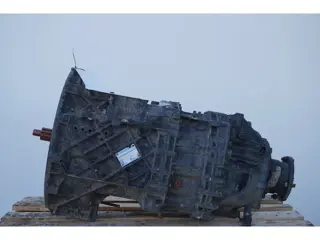 ZF 12AS2130DD TGX 81 32004-6085 (bj 2008)