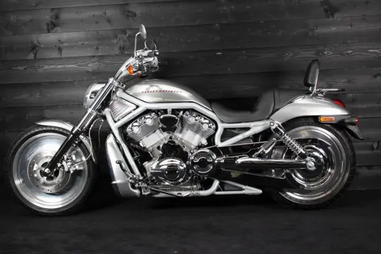 Harley-Davidson VRSC V-Rod (2002)