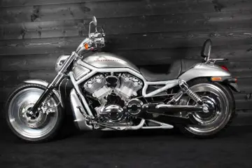 Harley-Davidson VRSC V-Rod (2002)