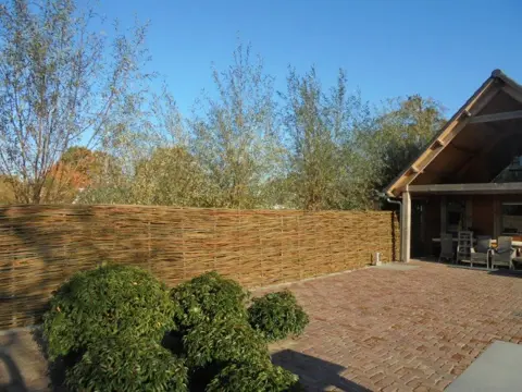 Wilgentenenschutting wilgentakken wilgenschermen