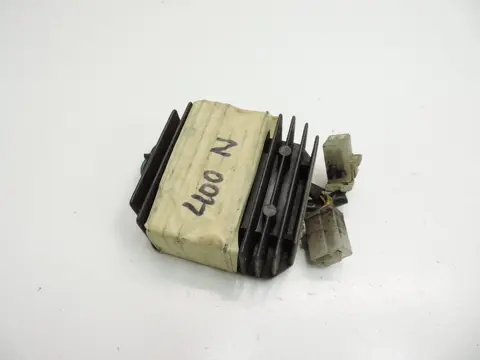 SPANNINGSREGELAAR Honda CB 400 1978 - 1984