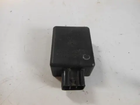 RELAIS Kawasaki ZR 7 1998 - 2003