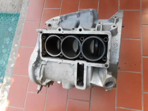 Engine block for Maserati Merak 3000