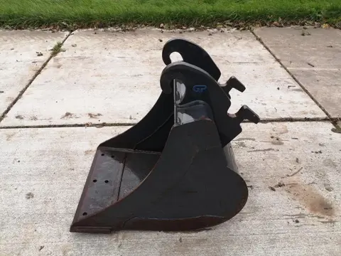 GP Dieplepelbak 45 CW05 ophanging