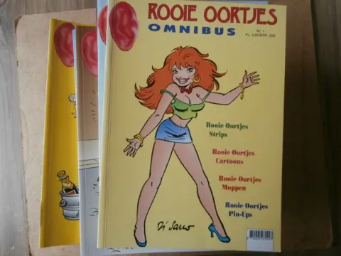 Rooie oortjes 23 adv6976