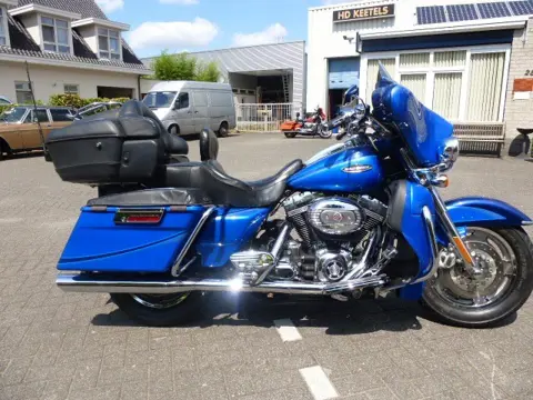 Perfecte Harley 1800cc CVO model FLHTCUSE
