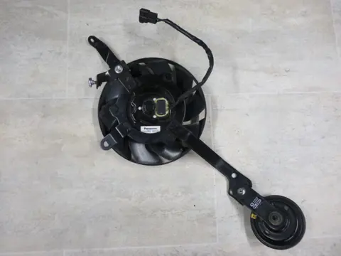 VENTILATOR Triumph Speed Triple 1050 2011 - 2012