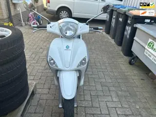 Piaggio Bromscooter Liberty 4takt