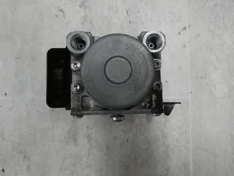 ABS POMP Triumph 675 Street Triple R 2013 - 2016