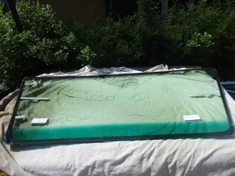 Windscreen Lancia Thema 8.32