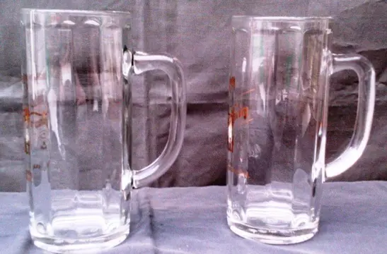 2 bierpullen Frankenheimer Altbier,glas, 0,4 l tapmaat,Nieuw
