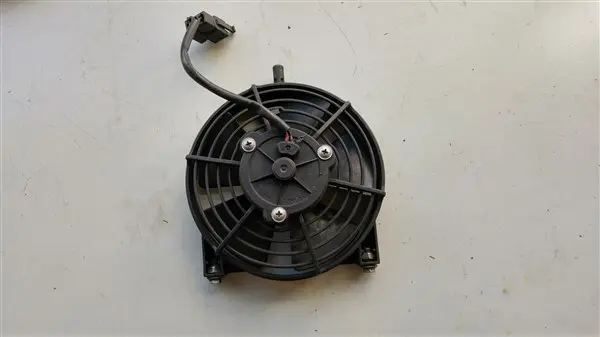VENTILATOR Aprilia RSV 1000 2004 - 2005 / 2006 - 2008