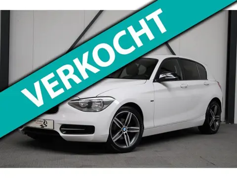 BMW 1-serie 116i Sport edition l 17 inch l Sportstoelen l PDC