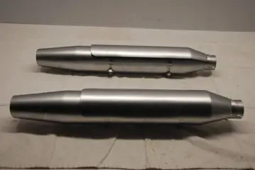 UITLAAT Harley Davidson Softtail 2000 - 2017