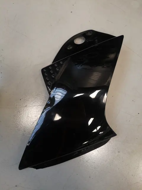 LINKER TOPKUIP Aprilia RSV 1000 2004 - 2005 / 2006 - 2008