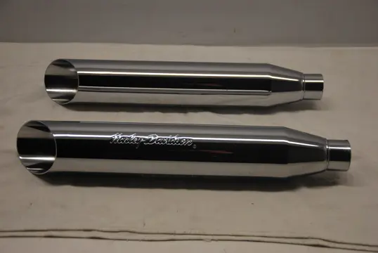 UITLAAT Harley Davidson Softtail 2000 - 2017