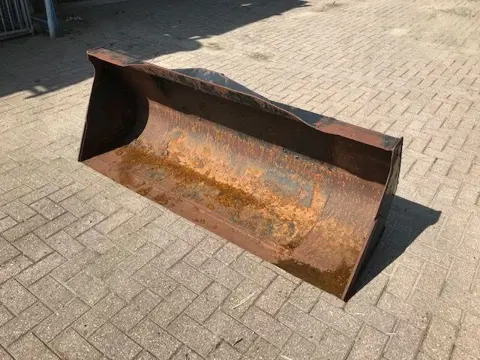 JCB Volumebak Schaffer JCB 403