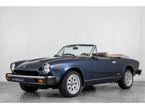 Fiat 124 Spider Pininfarina 2000 Volumex opgebouwd