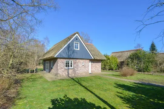 Te huur luxe en compleet 6 persoons vakantiewoning zwembad