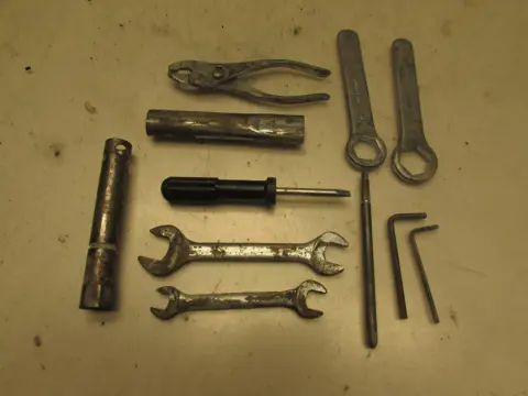 GEREEDSCHAPSET Suzuki GSX F 750 1998 - 2005