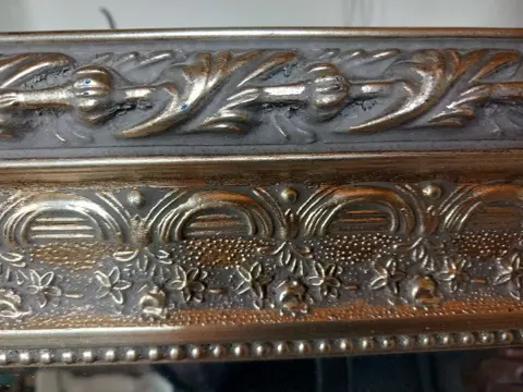 Spiegel, goudkleurig