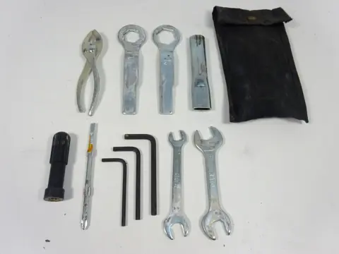 GEREEDSCHAPSET Kawasaki Z 800 2013 - 2014