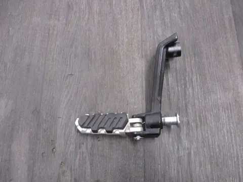 DUO VOETSTEUN LINKS Benelli 502 Cruiser 2019 - 2021