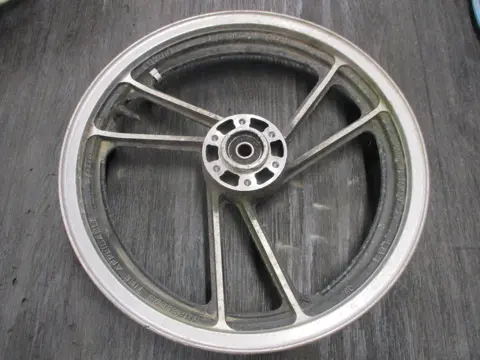 VOORVELG Suzuki GSX 550 EF 1982 - 1989