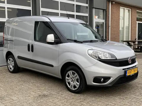 Fiat Dobló Cargo 1.3 MJ L1H1 SX 90pk Btw en Bpm vrij Airco Cruise controle Navigatie Tussenschot Par