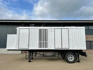 Cummins KTTA 19 G Leroy Somer 450 kVA Supersilent Mobiele generatorset op aanhanger