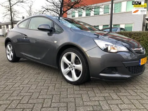 Opel Astra GTC 1.4 Turbo Sport